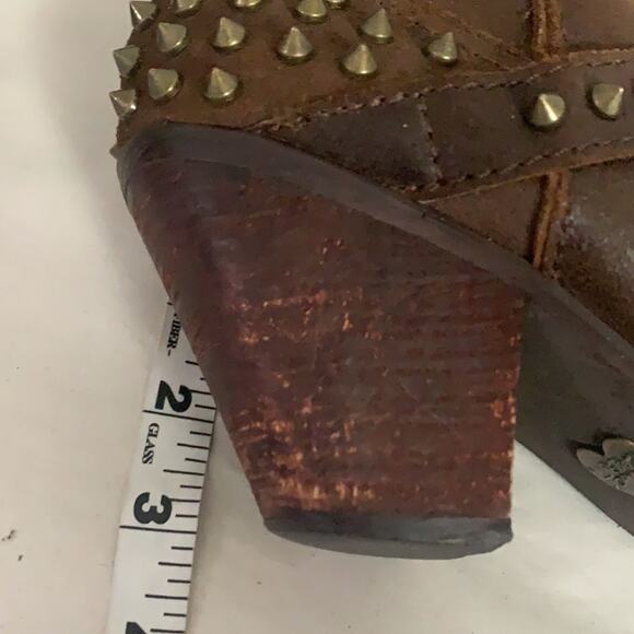 BESTY JOHNSON YENDELL LEATHER SPIKED STUDDED WESTERN BOOTS SIZE 8 - Picture 5 of 7